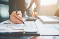 Zlecanie prowadzenia księgowości zewnętrznej firmie – 5 zalet outsourcingu